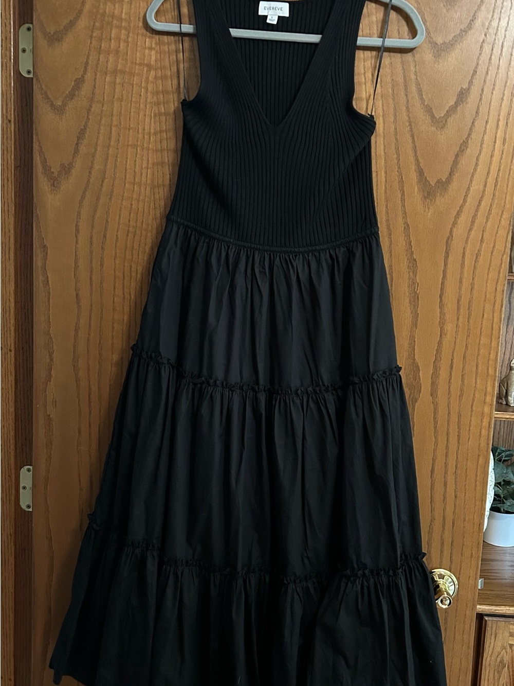 Evereve Black Ribbed V-Neck Tiered Maxi Dress - Picture 2 of 3